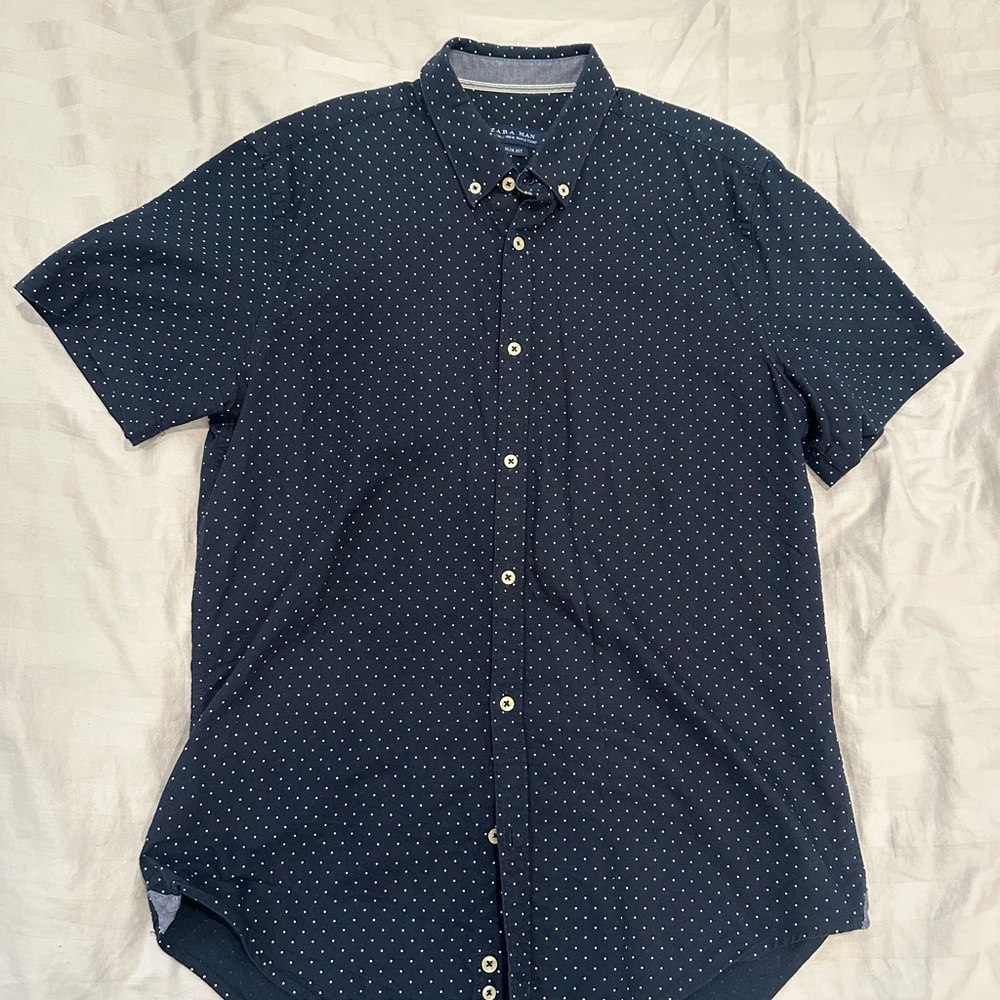 Zara Blue and White Polla Dot Button Down Shirt (Slim-fit)